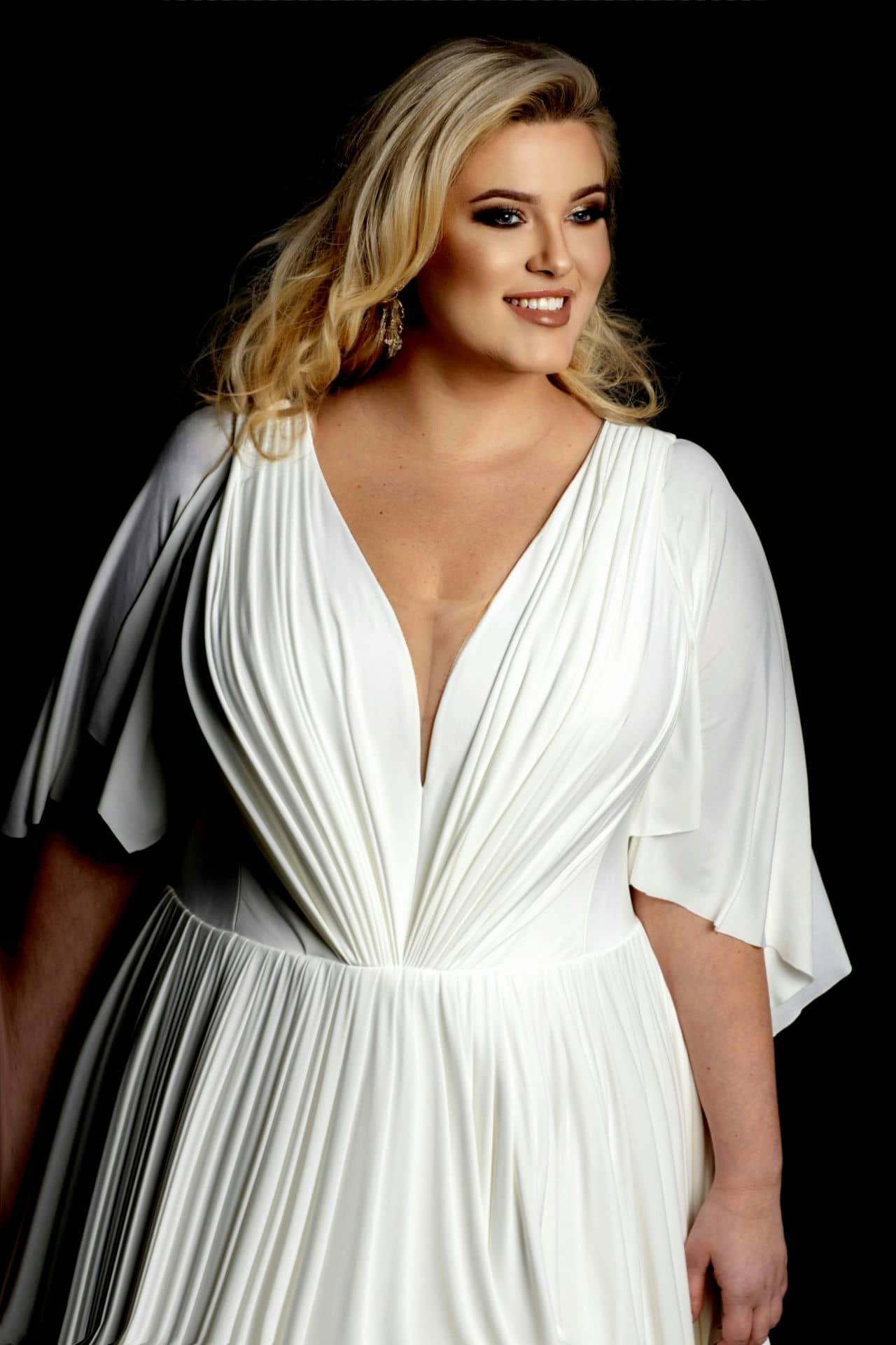 Model Louise-gorset-FL-suknia ślubna plus size-3006_V3