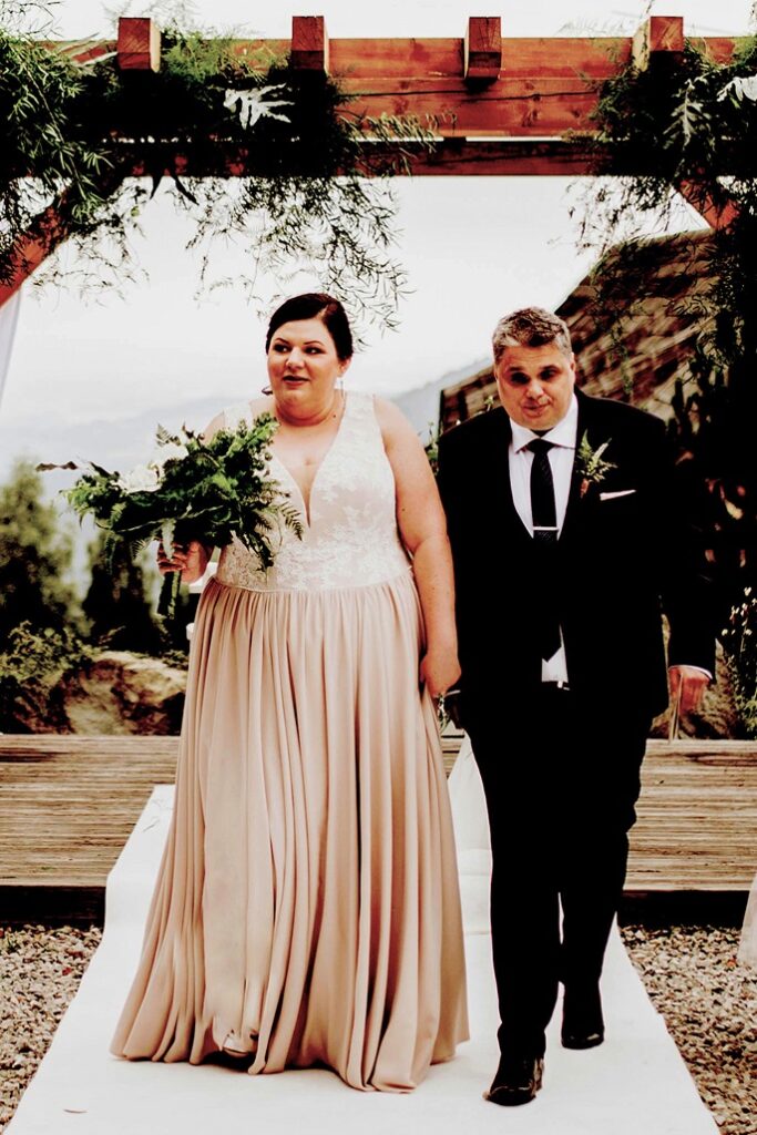 Suknieslubneplussize Od IDEO DESIGN 107