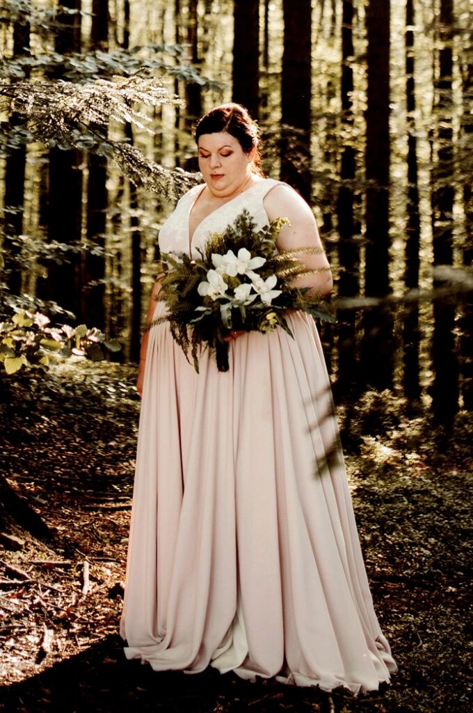 Suknieslubneplussize Od IDEO DESIGN 108