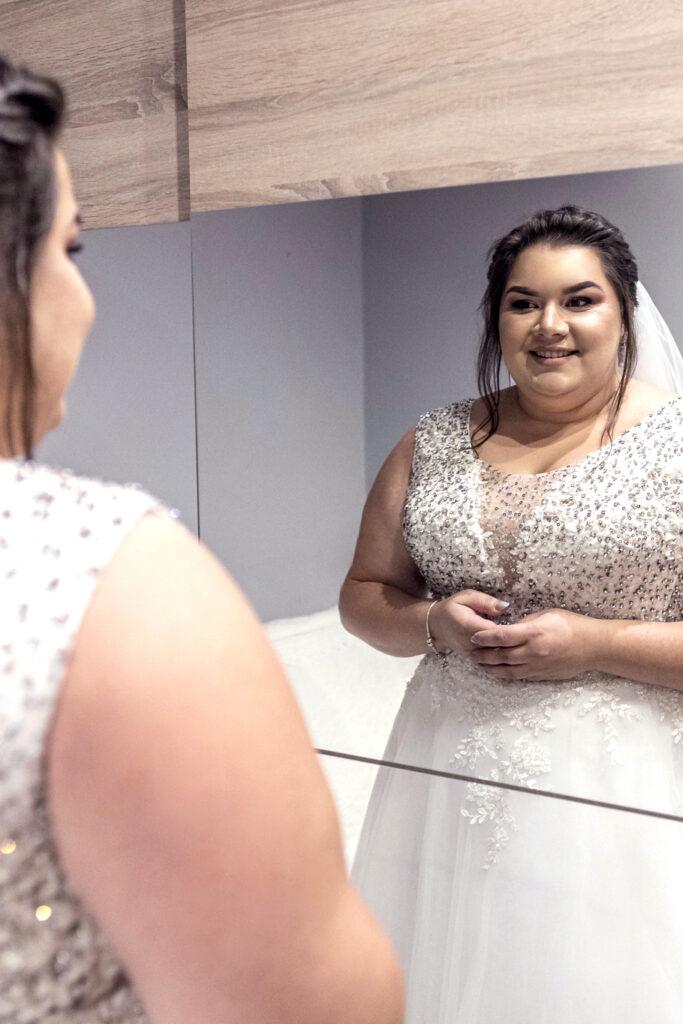 Suknieslubneplussize Od IDEO DESIGN 113