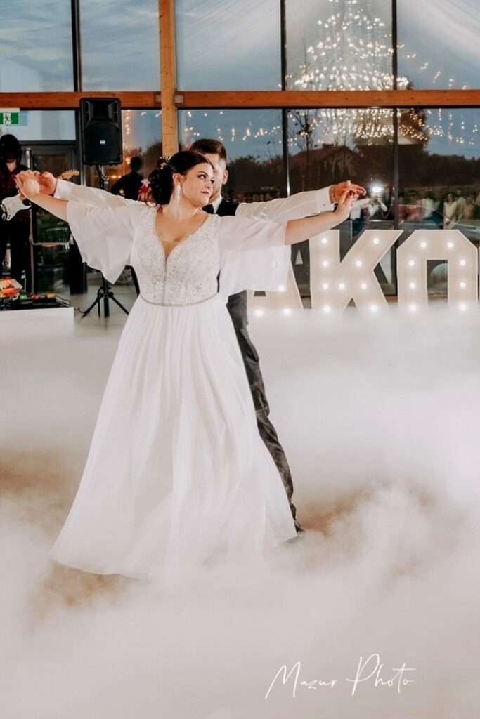 Suknieslubneplussize Od IDEO DESIGN 137