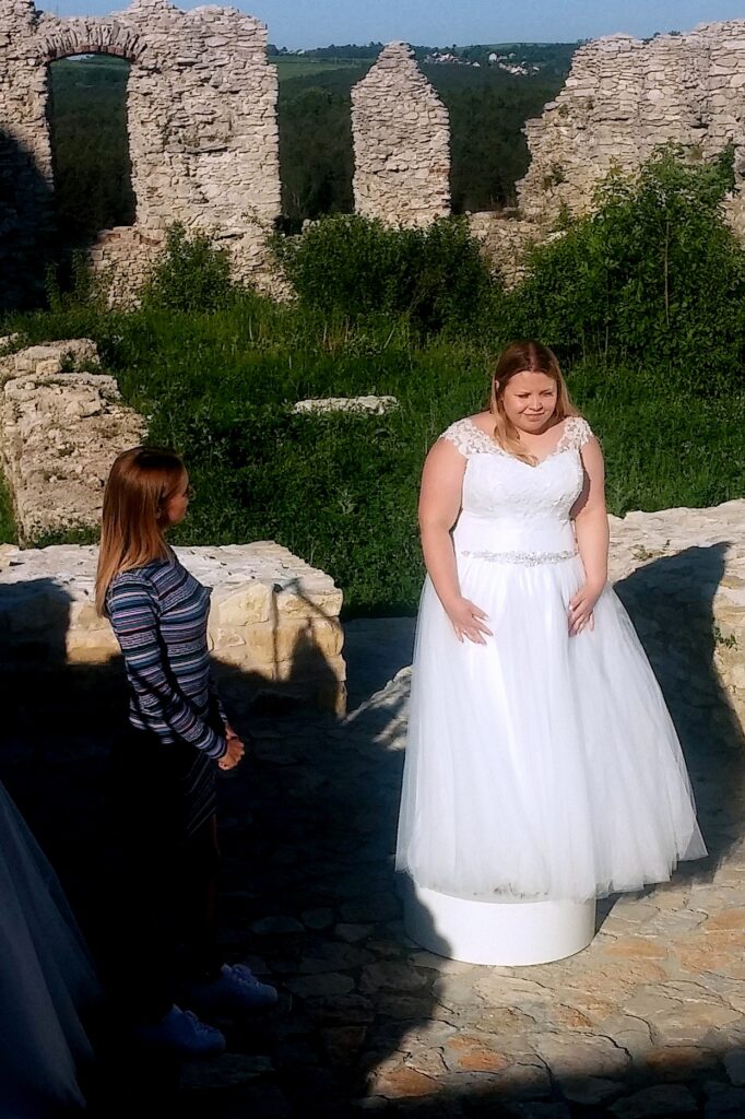 Suknieslubneplussize Od IDEO DESIGN 14