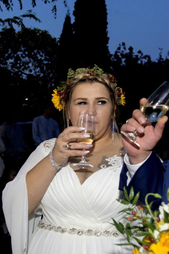 Suknieslubneplussize Od IDEO DESIGN 181