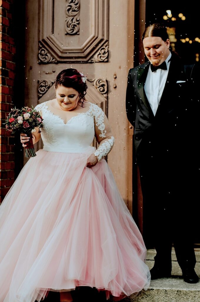 Suknieslubneplussize Od IDEO DESIGN 185