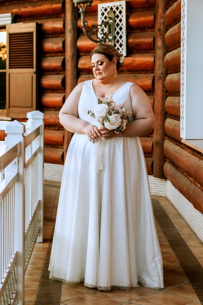 Suknieslubneplussize Od IDEO DESIGN 19