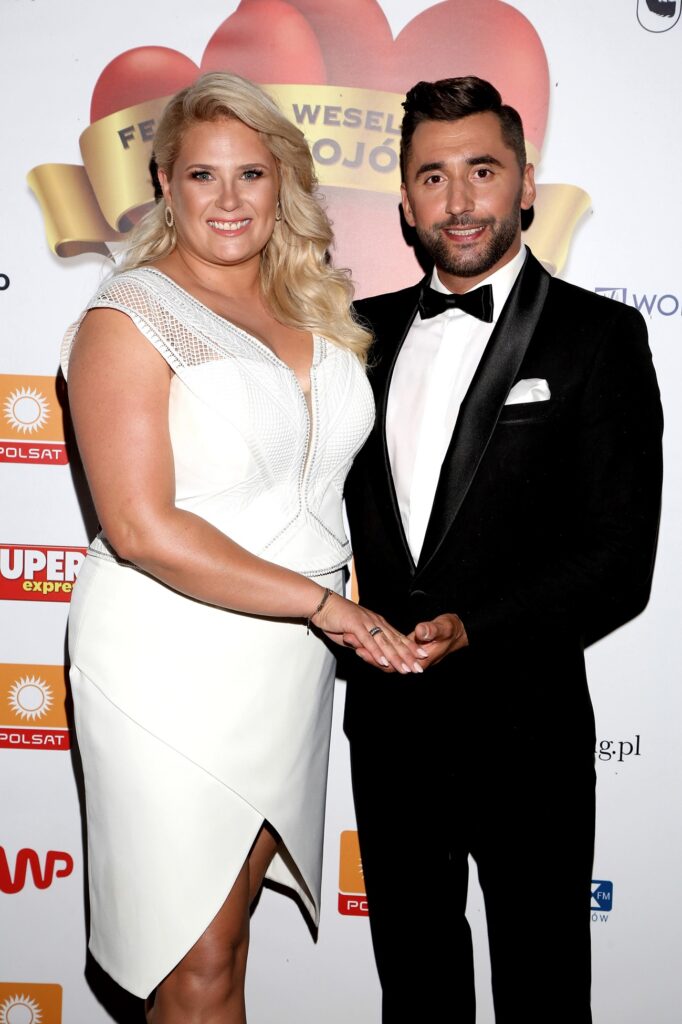 Suknieslubneplussize Od IDEO DESIGN 2