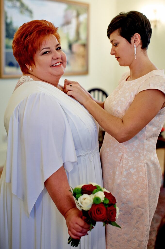 Suknieslubneplussize Od IDEO DESIGN 218