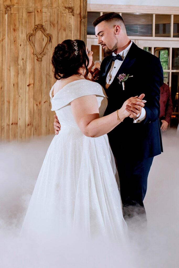 Suknieslubneplussize Od IDEO DESIGN 22