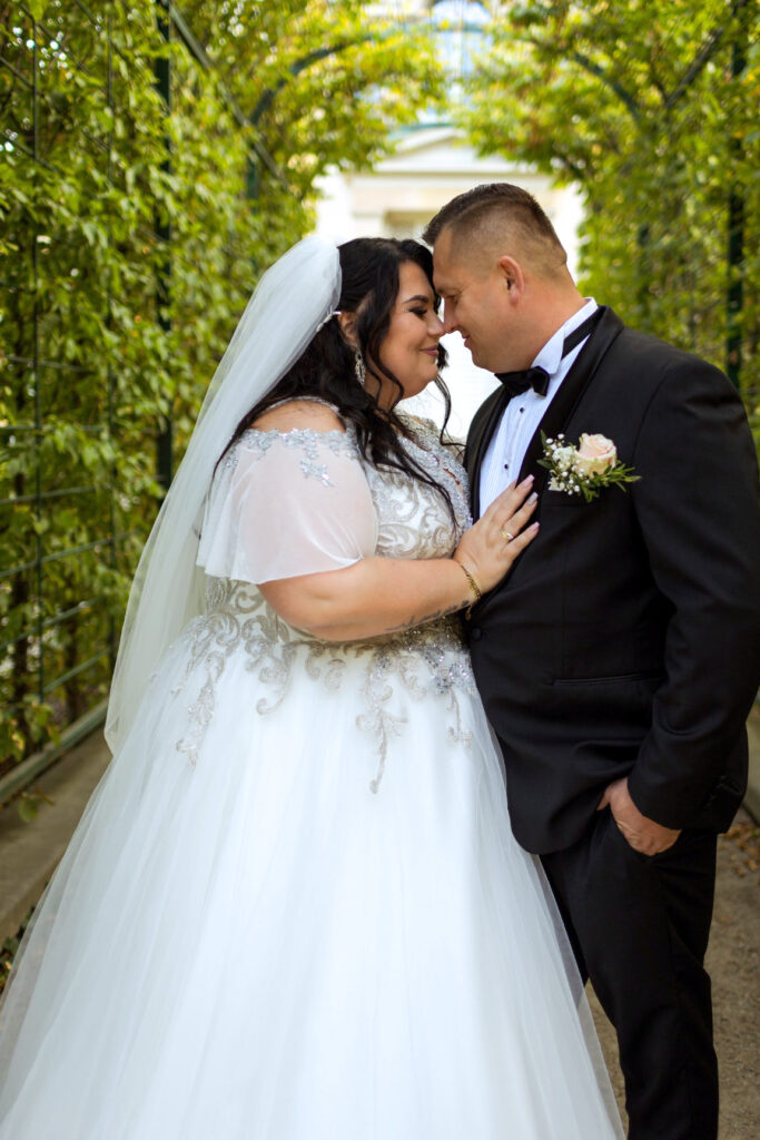 Suknieslubneplussize Od IDEO DESIGN 28b