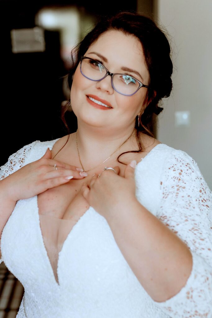 Suknieslubneplussize Od IDEO DESIGN 41