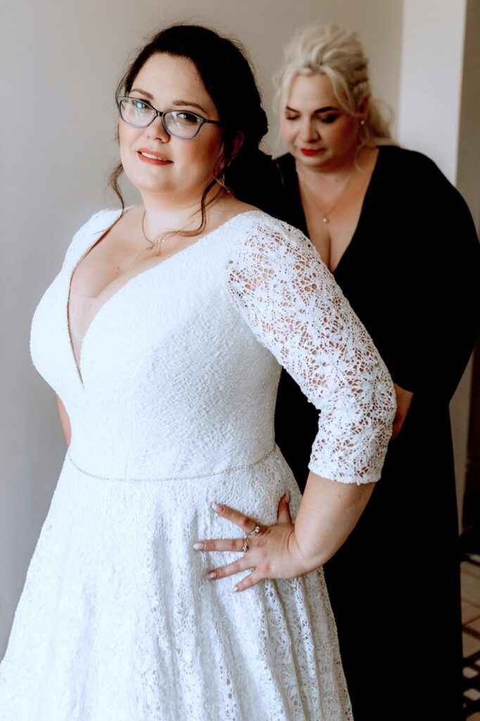 Suknieslubneplussize Od IDEO DESIGN 43