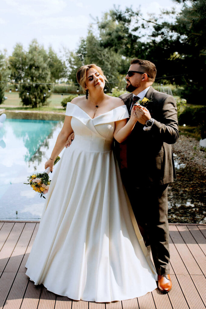 Suknieslubneplussize Od IDEO DESIGN 46