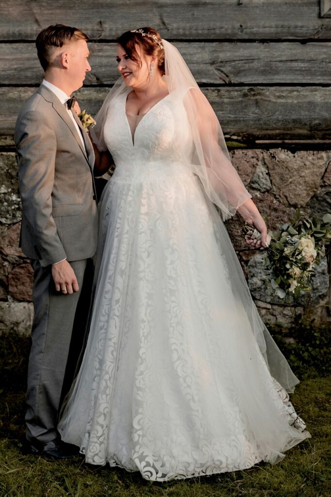 Suknieslubneplussize Od IDEO DESIGN 83