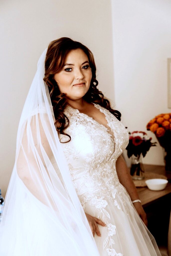 Suknieslubneplussize Od IDEO DESIGN 94